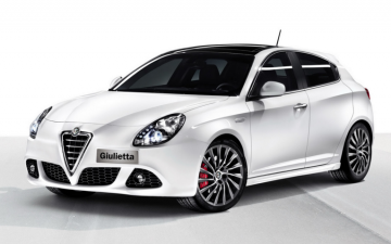 Alfa Romeo Giuletta or similar